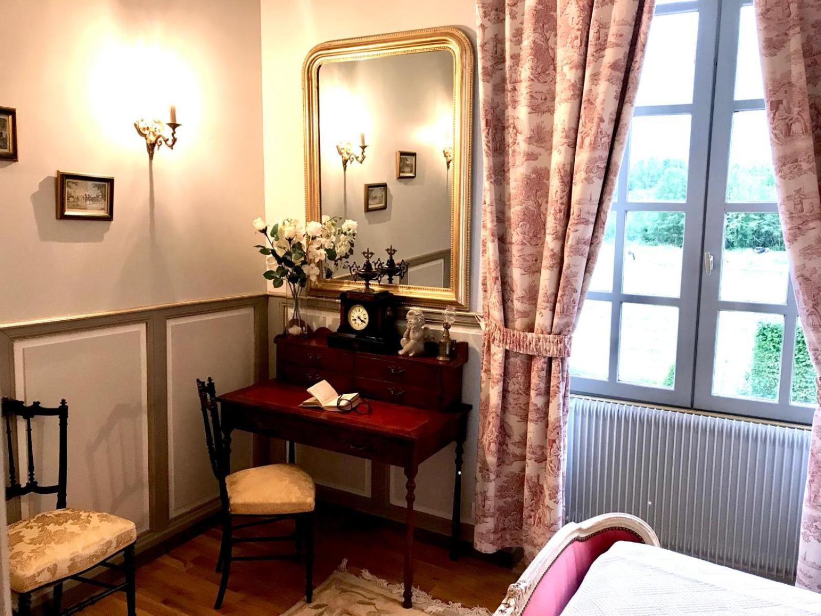 Domaine De L'Orangerie Du Chateau De Motteville Chambres D'Hotes Rum bild